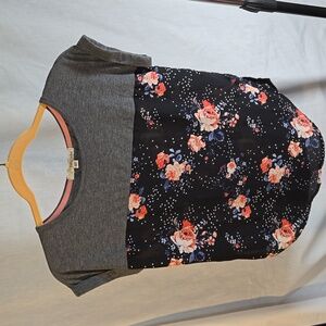 Rewind, Junior's Size XS, Grey Floral, T-shirt, Blouse